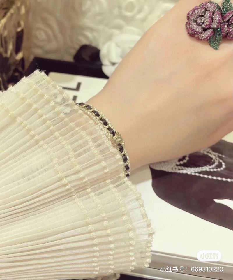 Ch**el bracelets